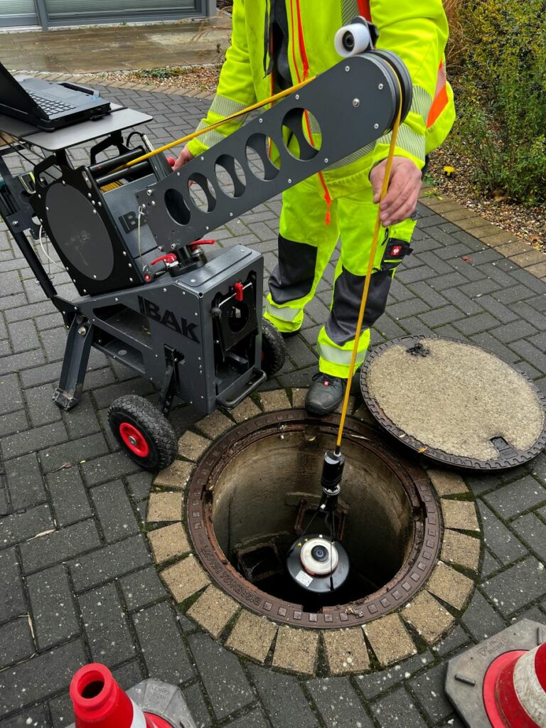 Schachtinspektion IBAK Rohr-Fuxx