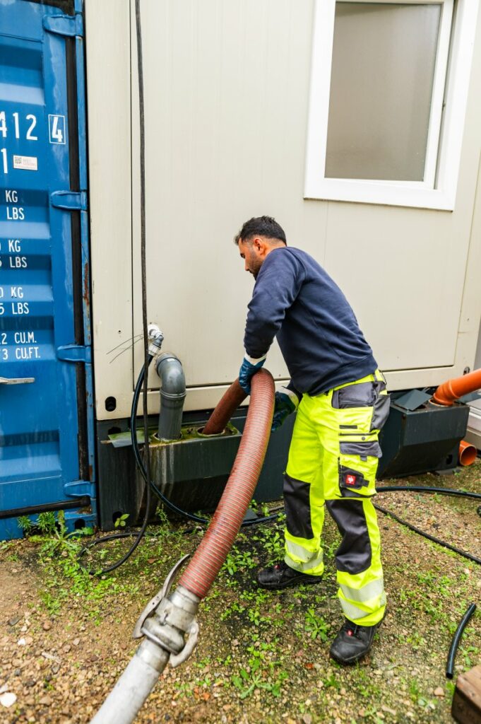 WC Container Sanitärcontainer Duschcontainer Fäkalientank Entsorgung Rohr-Fuxx